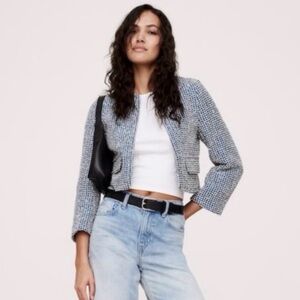 Banana Republic Italian Cropped Bouclé Lady Jacket size 8
